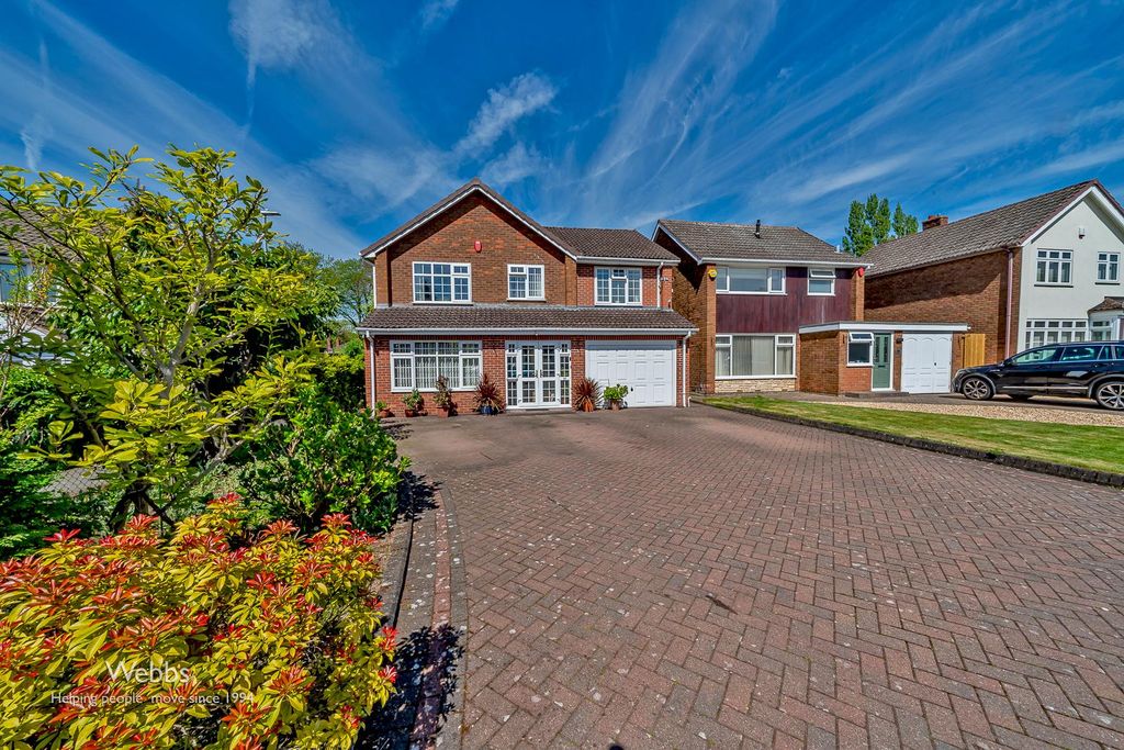 Property photo 1 of 38 Â© Webbs Estate Agents Â© (100 Of 165).Jpg