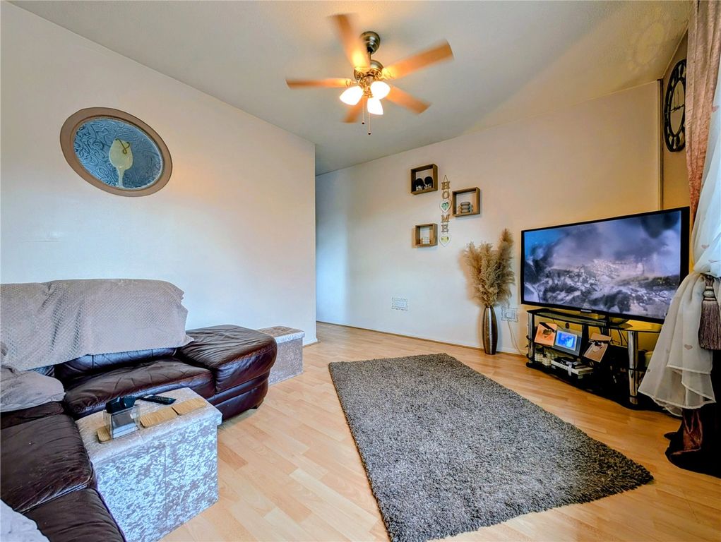 Property photo 3 of 9 Picture No. 09