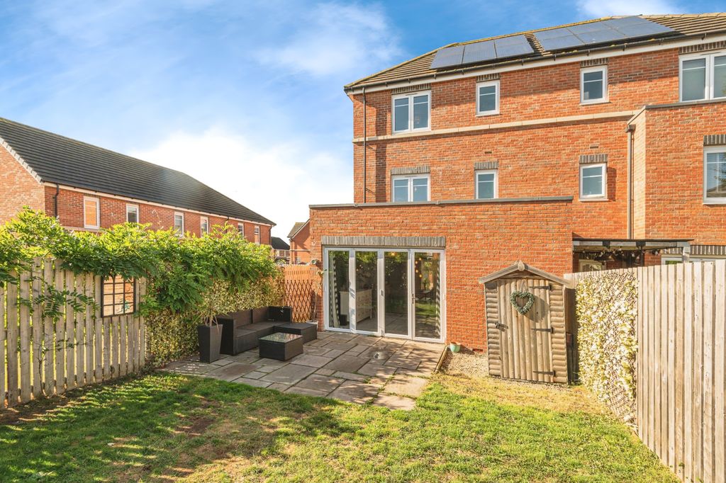 Property photo 3 of 16