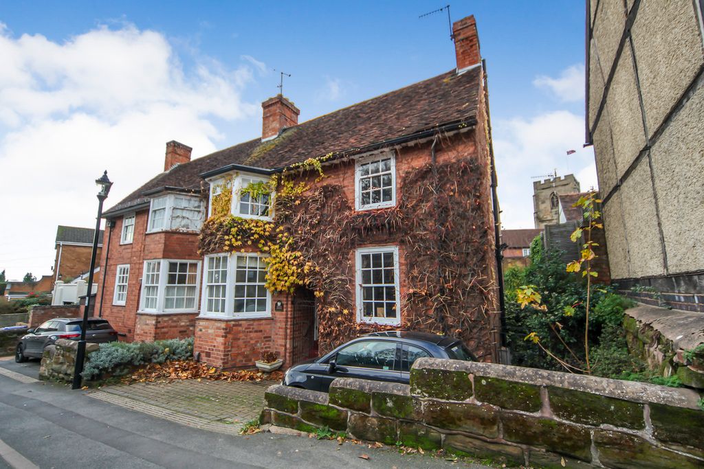 Property photo 1 of 25 Front