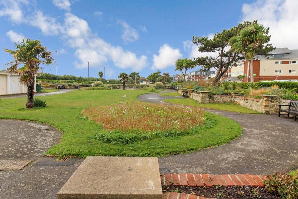 Property photo 2 of 7 Main Page