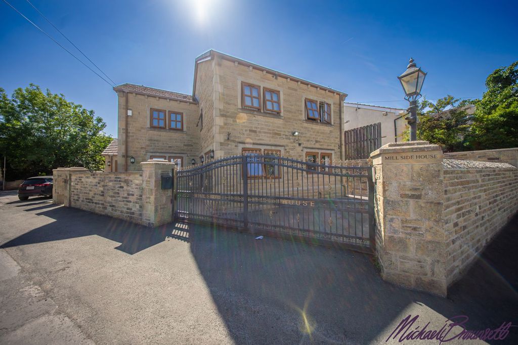Property photo 1 of 29