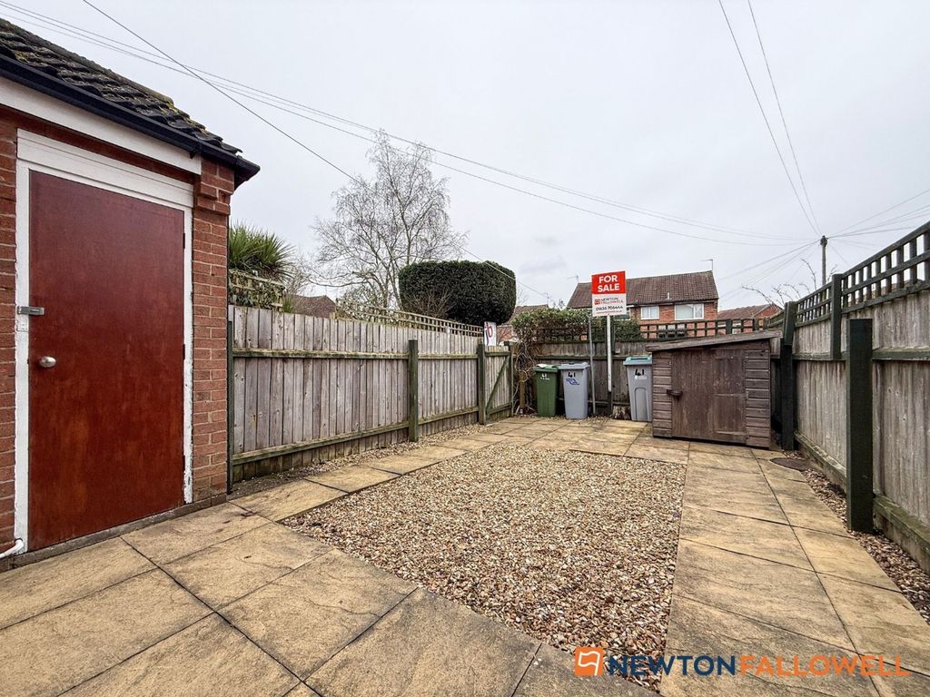 Property photo 3 of 12