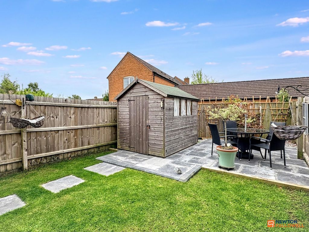 Property photo 2 of 22