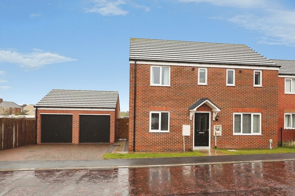 Property photo 1 of 14 Pbox-Img.Jpg