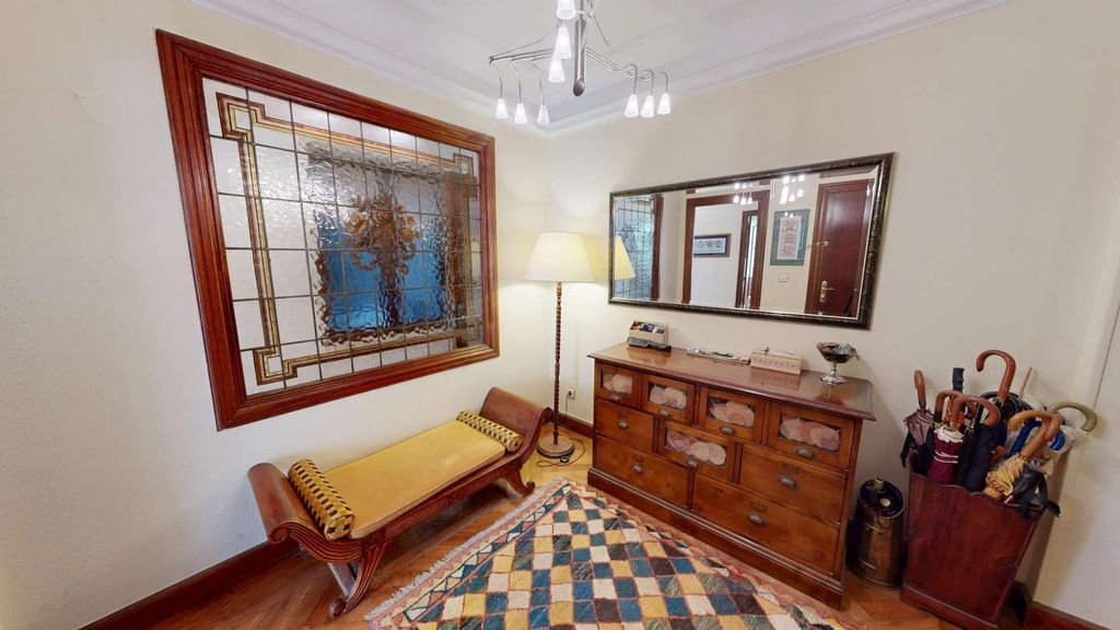 Property photo 3 of 54