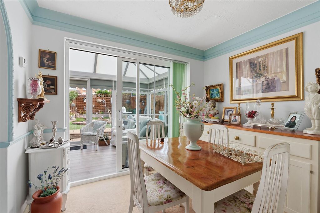 Property photo 3 of 22 Dining Room