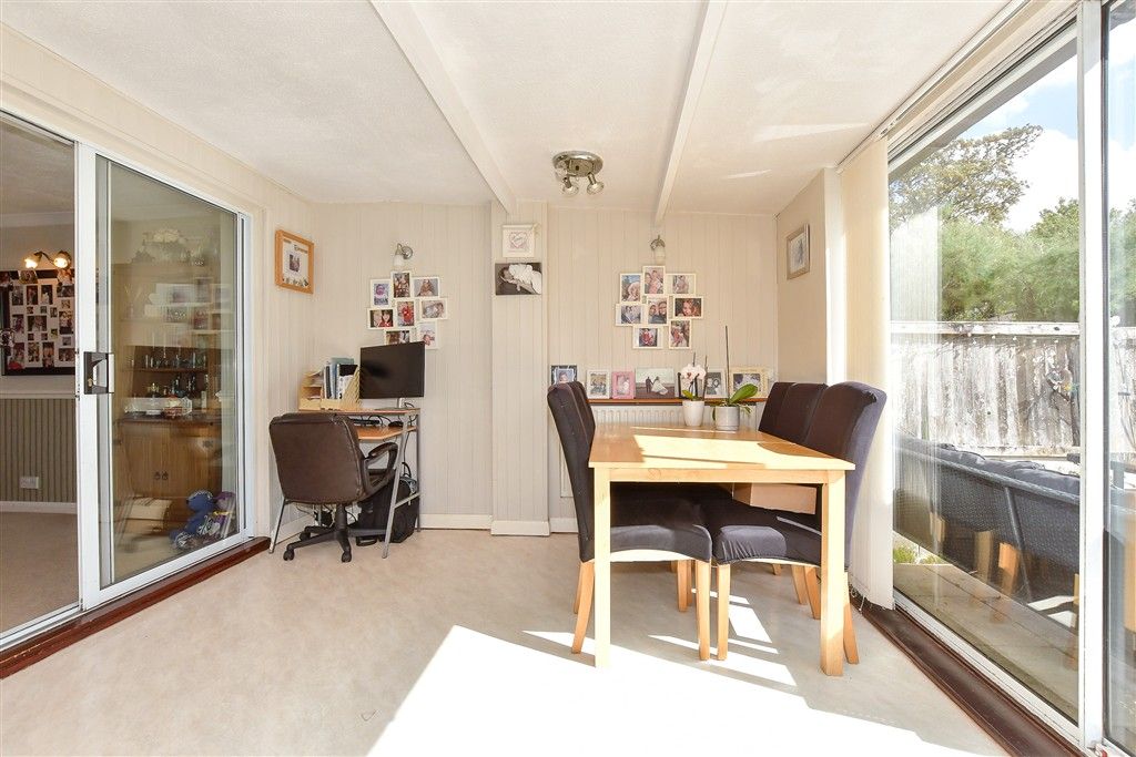 Property photo 3 of 10 Dining Room