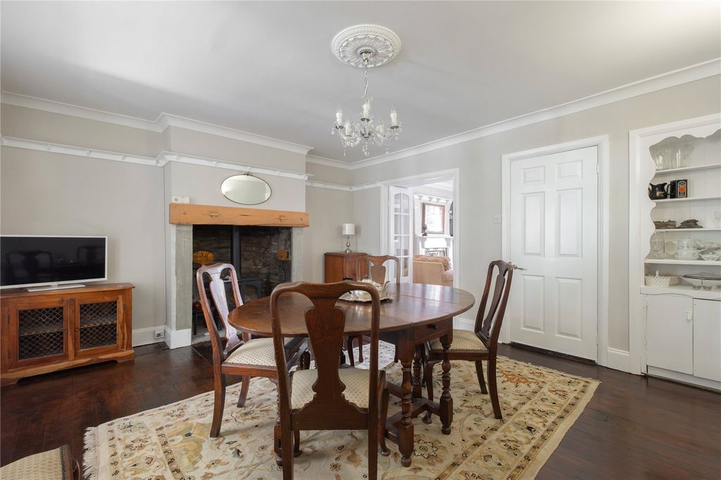 Property photo 2 of 25 Dining/Family Room