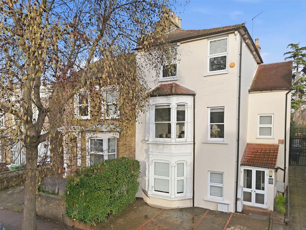 Property photo 1 of 13