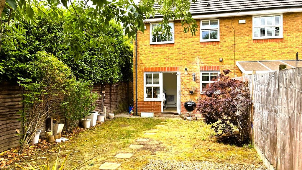 Property photo 2 of 18 Picture No. 34