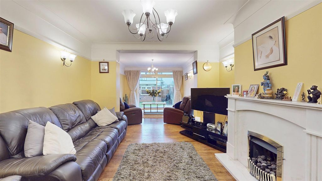 Property photo 2 of 27 P18.Jpg