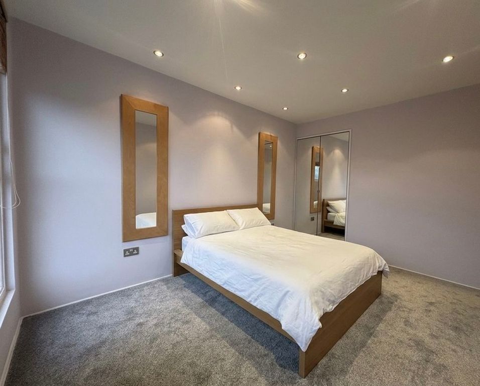 Property photo 2 of 7 Photo 6