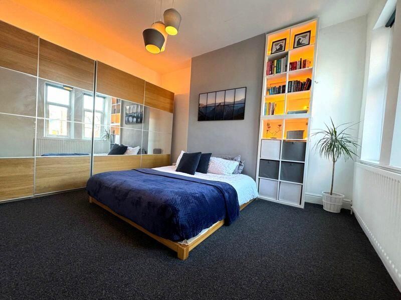 Property photo 1 of 3