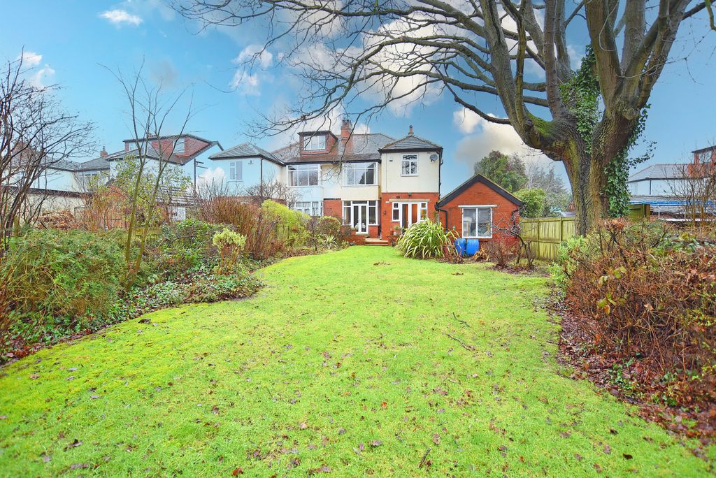 Property photo 3 of 20 10