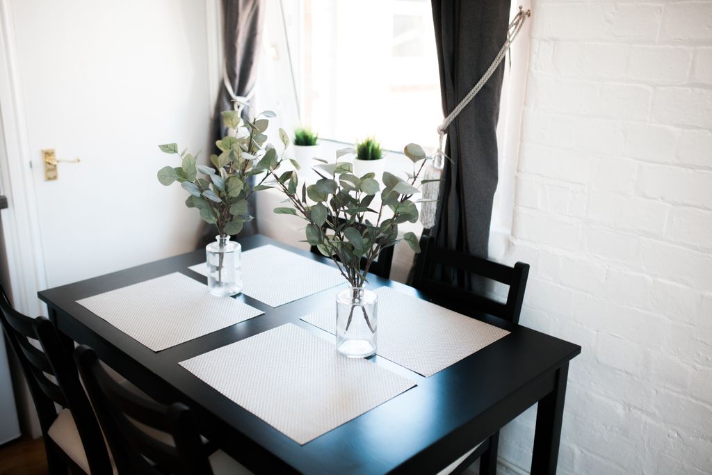 Property photo 2 of 11 Dining Area 