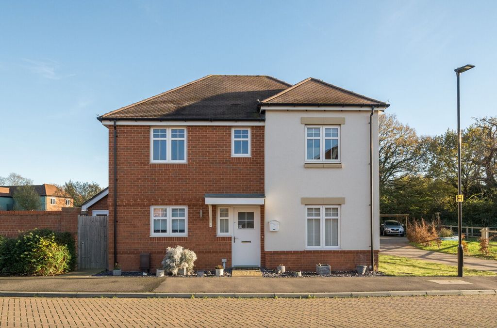 Property photo 1 of 21