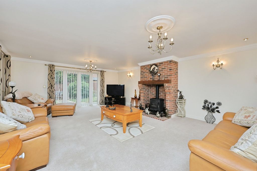 Property photo 2 of 29