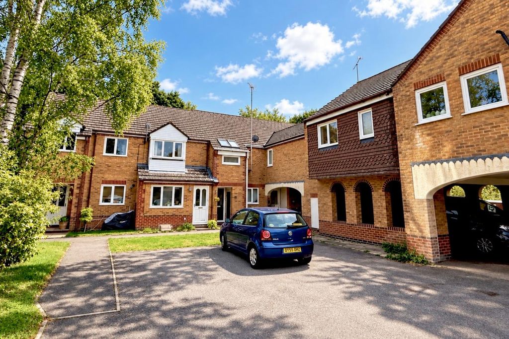 Property photo 1 of 10 Three Bedroom Town House Poulner