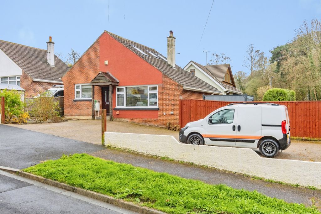 Property photo 3 of 40 Pbox-Img.Jpg