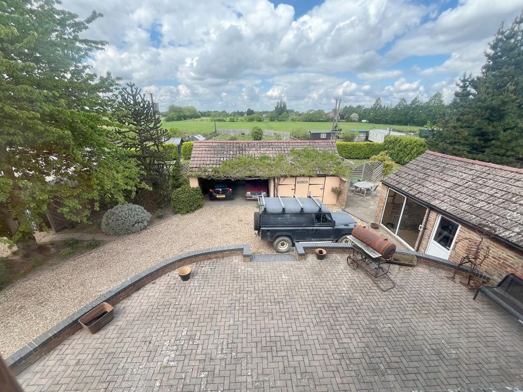 Property photo 2 of 21 View