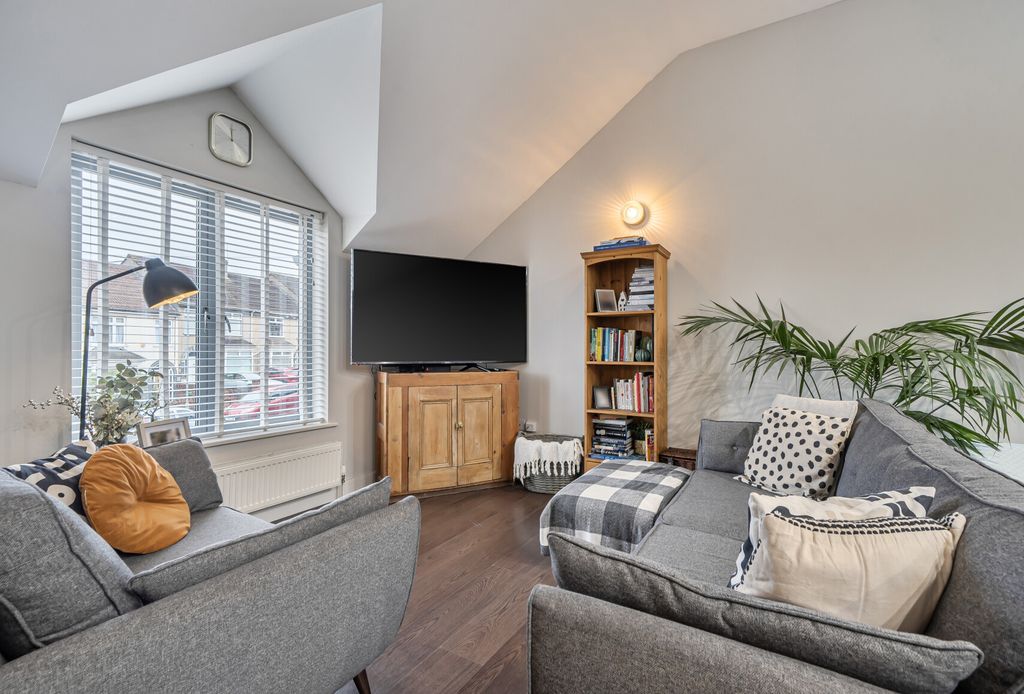 Property photo 3 of 12 Living Area