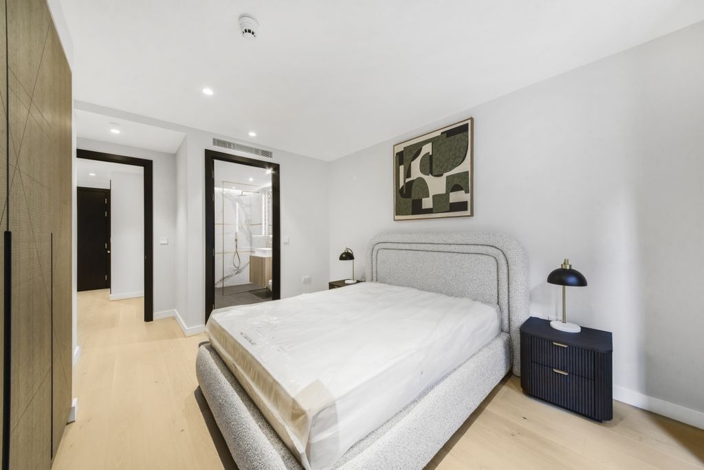 Property photo 2 of 33 Dsc_1747_High