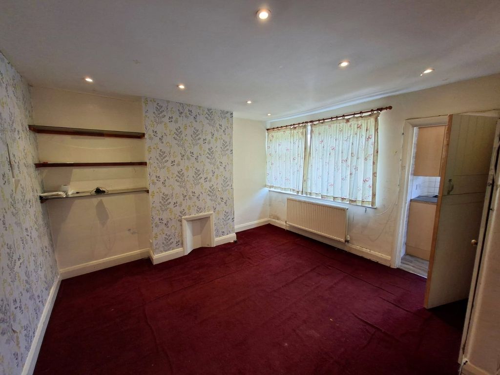 Property photo 2 of 6 Picture No. 08