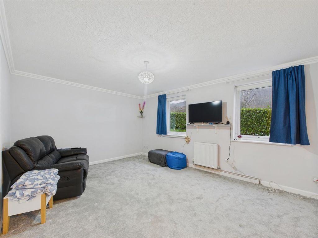 Property photo 2 of 6 Cam03972G0-Pr0201-Still007.Jpg