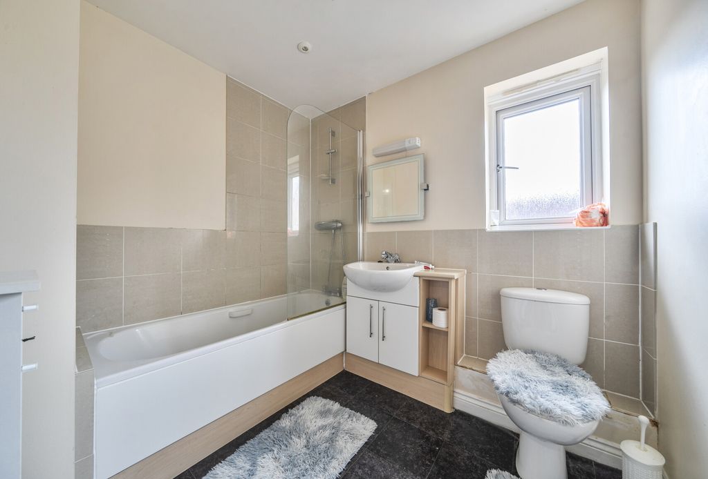 Property photo 3 of 10 1459298-12-6A1957...