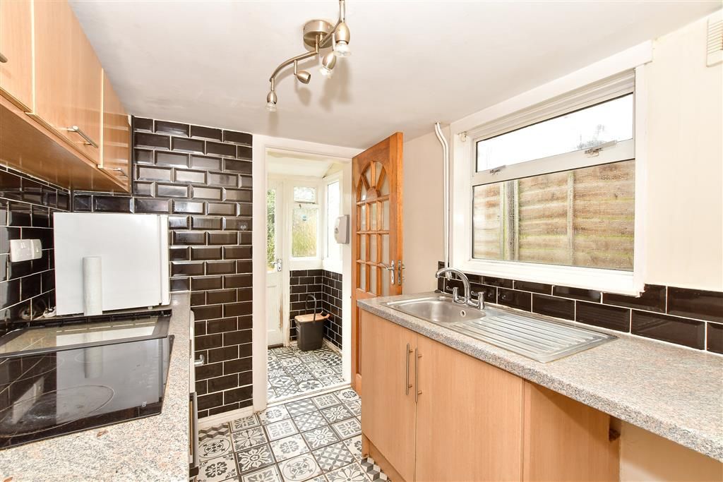 Property photo 2 of 13 Kitchen