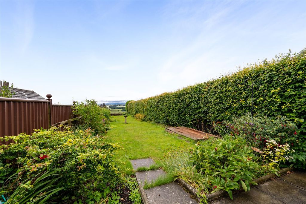 Property photo 3 of 13 Cairnview_Cottage-15.Jpg