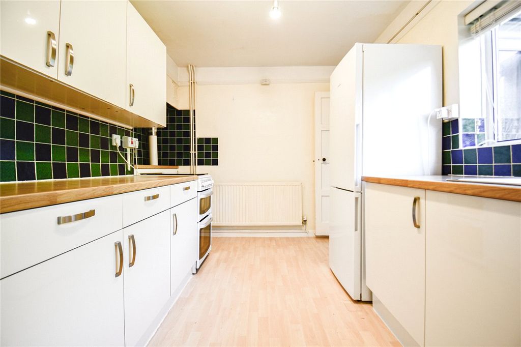 Property photo 2 of 11 Picture No. 25