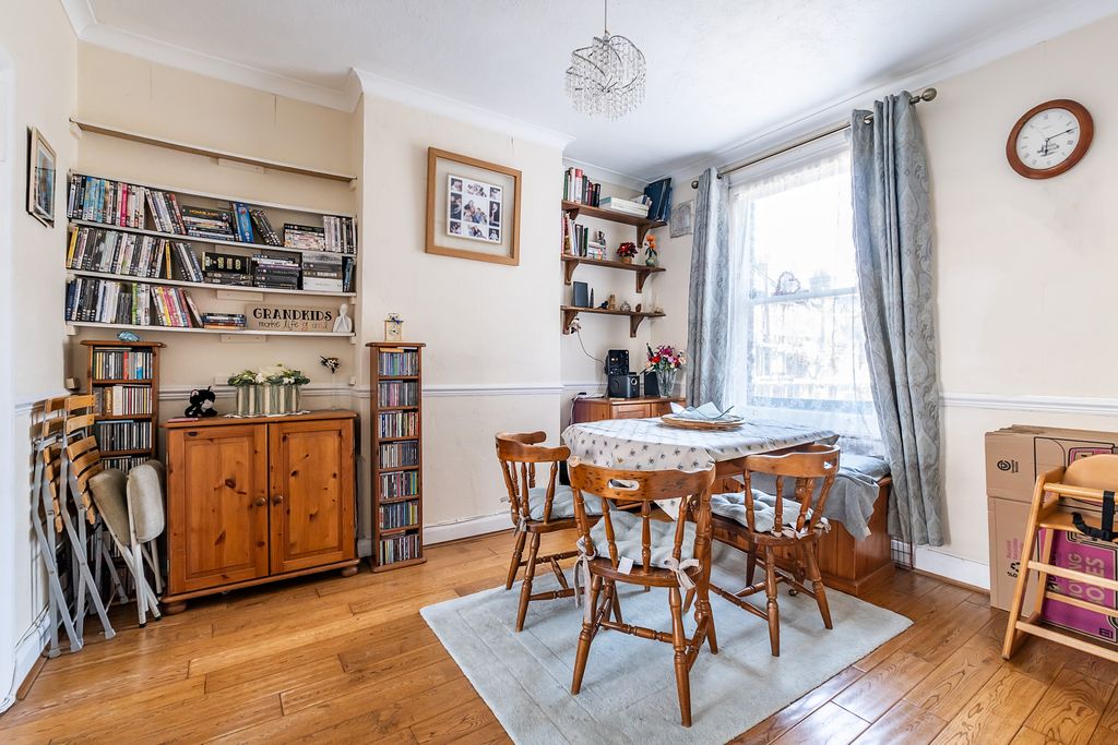 Property photo 3 of 14 3