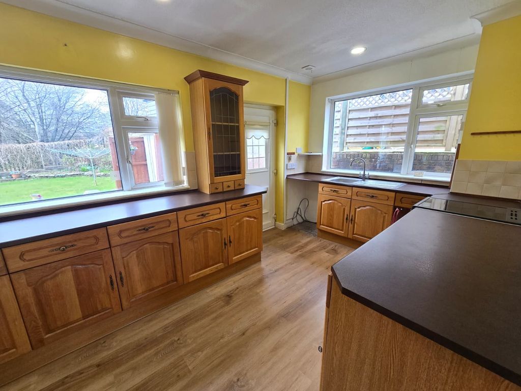 Additional image 4 of 3 bed semi-detached house to rentElim Way, Pontllanfraith, Blackwood NP12