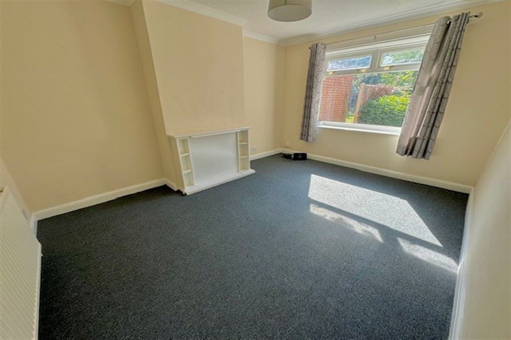 Property photo 3 of 10 (Main)