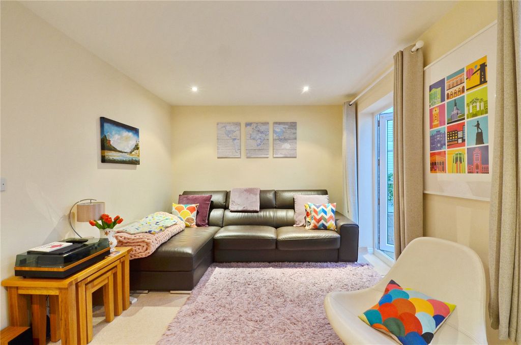 Property photo 3 of 10 Picture No. 03