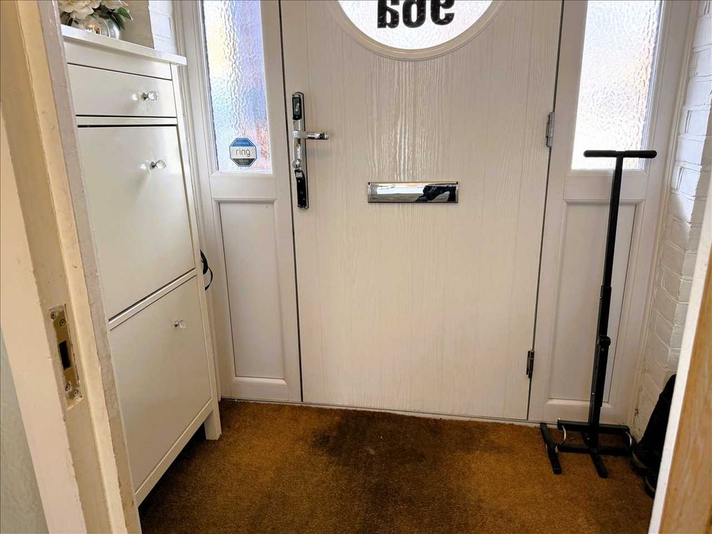 Property photo 3 of 31 Inner Porch