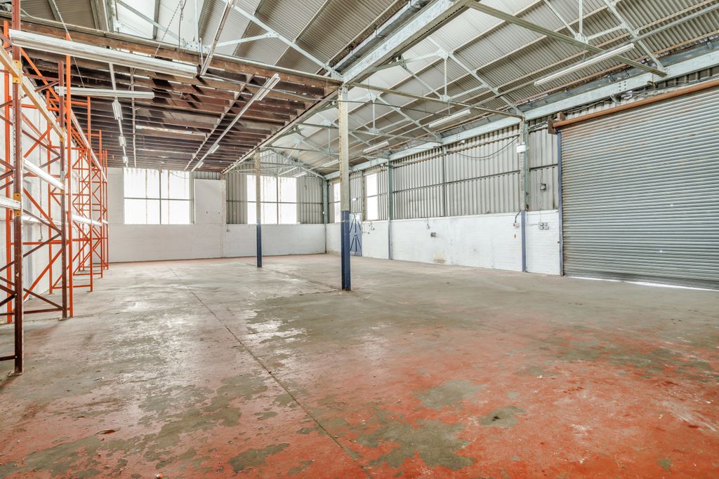 Property photo 1 of 22