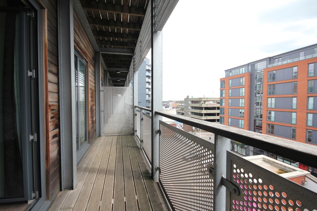 Property photo 2 of 9