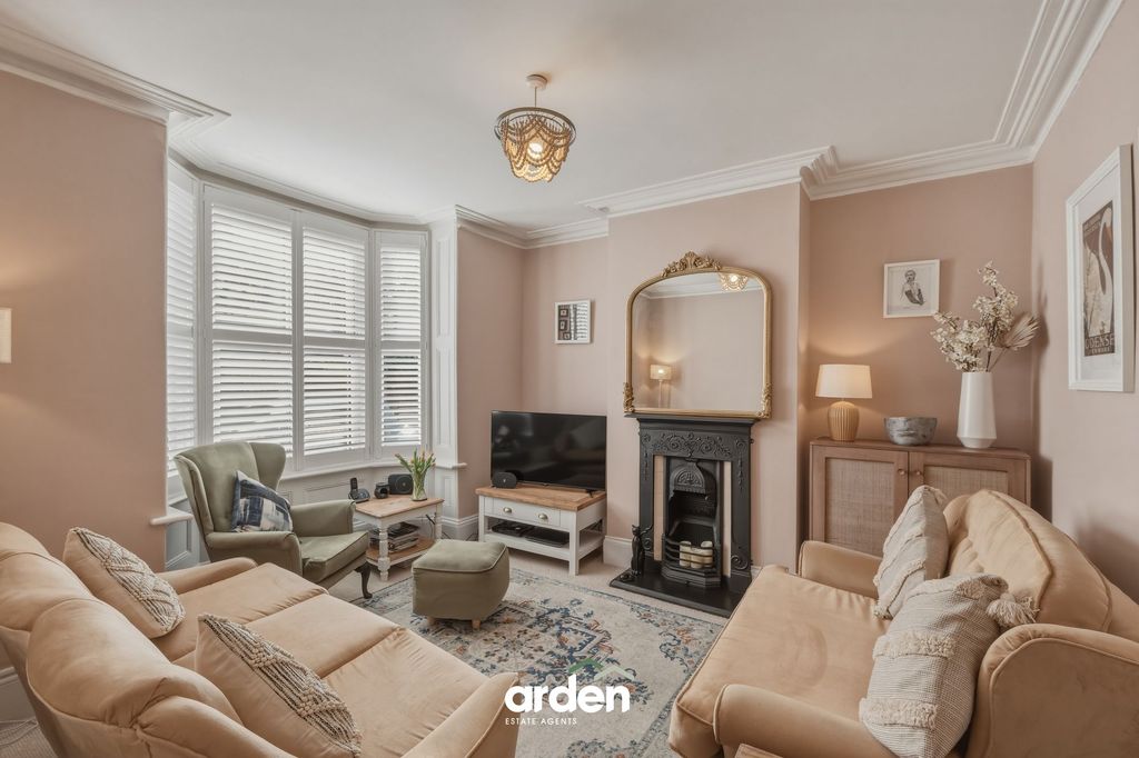 Property photo 2 of 15