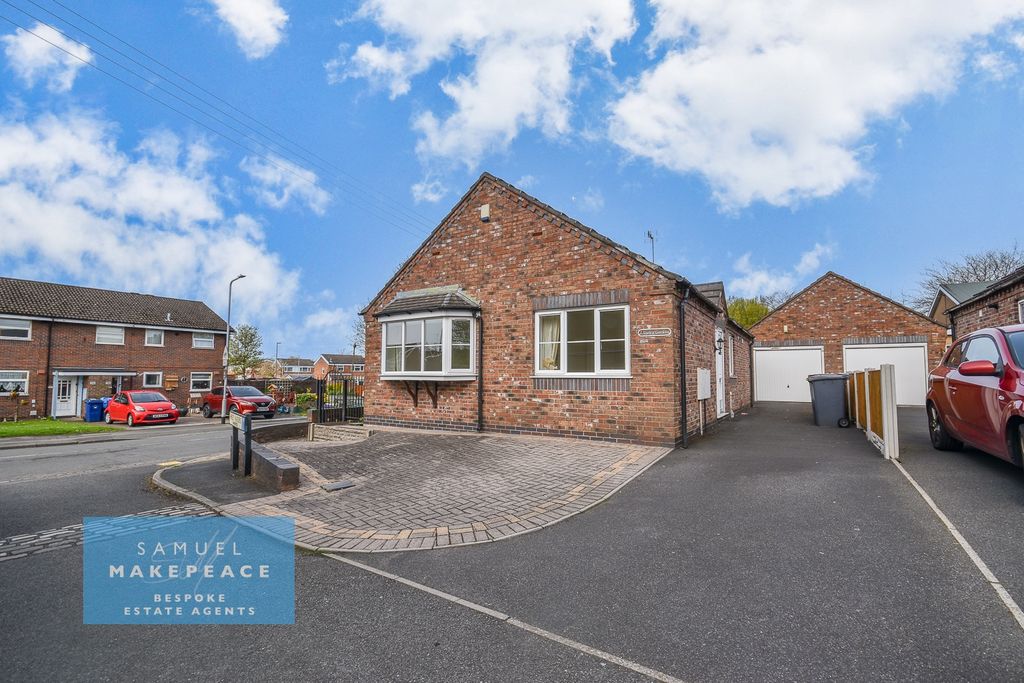 Property photo 1 of 19 2Â Bedroom Detached Bungalow For Sale