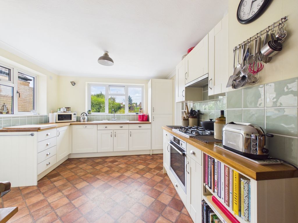 Property photo 2 of 29 2