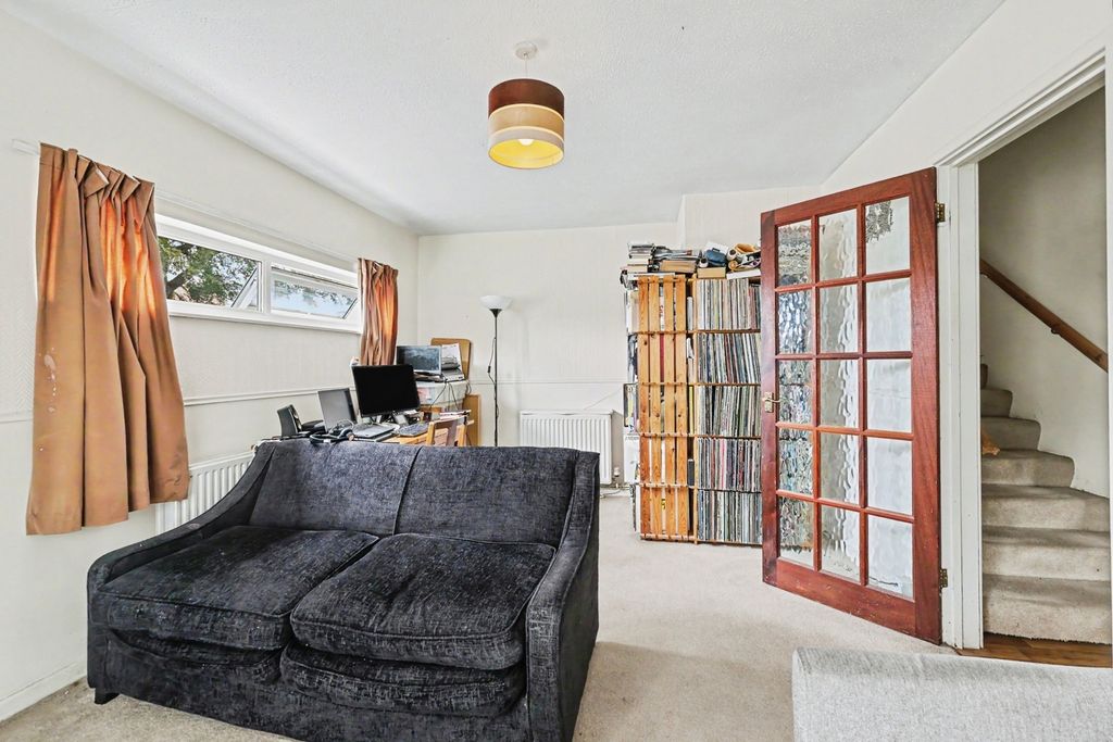 Property photo 2 of 12 Pbox-Img.Jpg