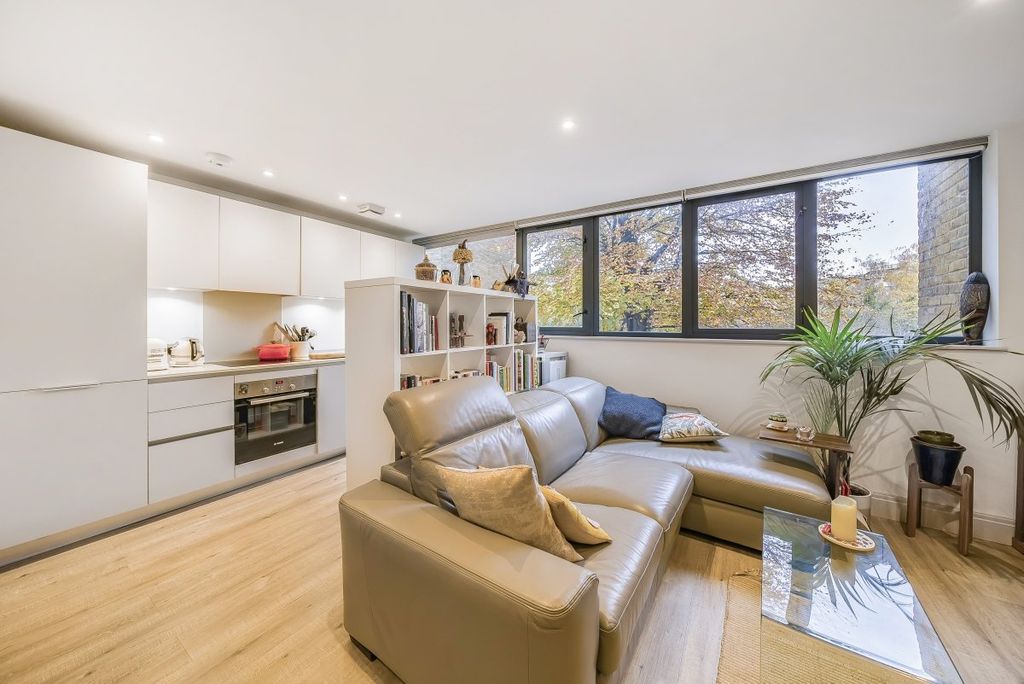 Property photo 2 of 6 1216760 (2)