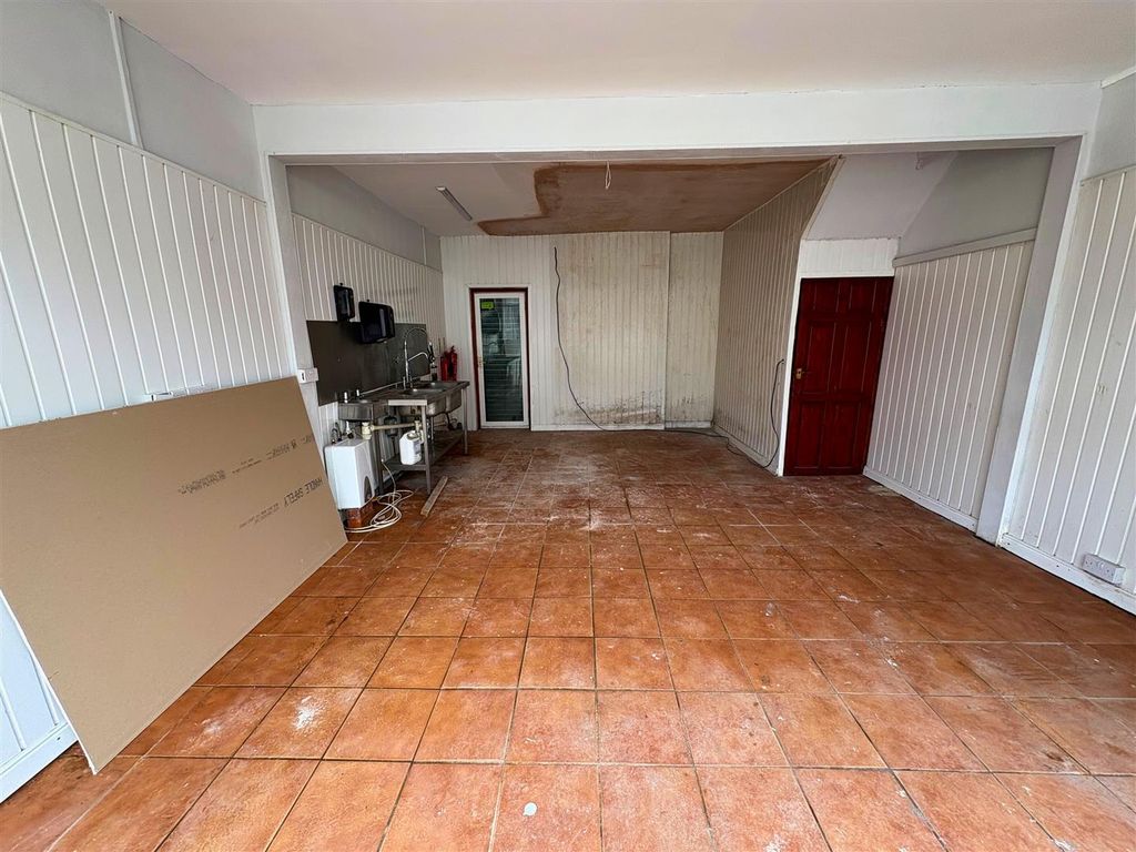 Property photo 3 of 4 20E4231A-9F97-42B5-88Ba-632Dd27Fdfc3.Jpg