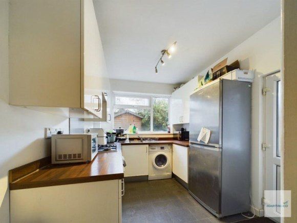 Property photo 2 of 9 8863624.Jpg