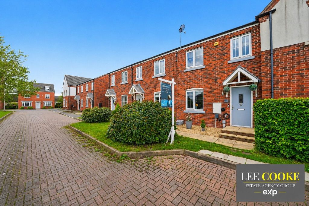 Property photo 1 of 35
