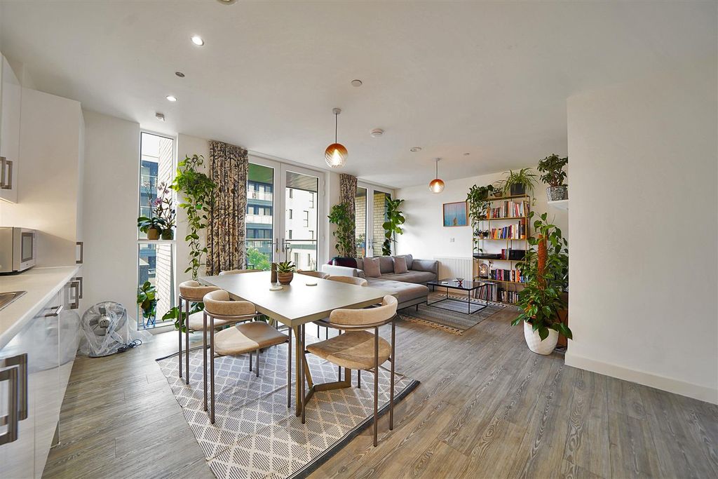 Property photo 2 of 11 Flat 14, Printworks Apartments - 2Y6Baoh9Cthjsss4K