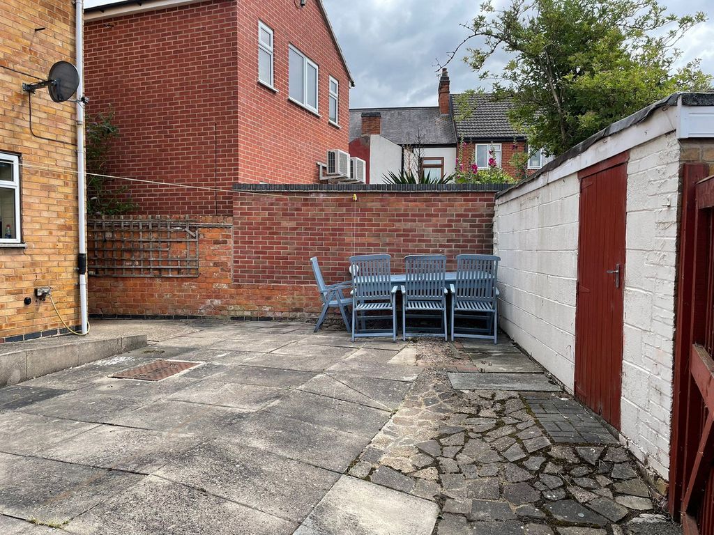 Property photo 3 of 29